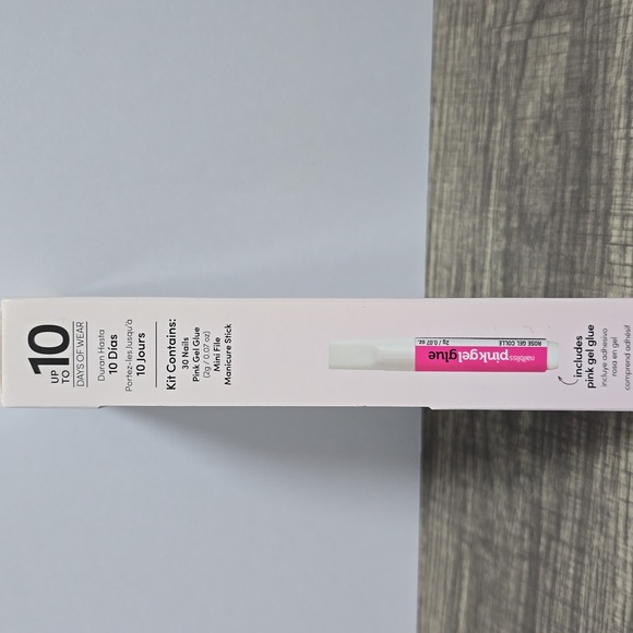 NailBliss Salon Gel Nail Long Length Brand New Nude & White Dashing Diva - Picture 3 of 4